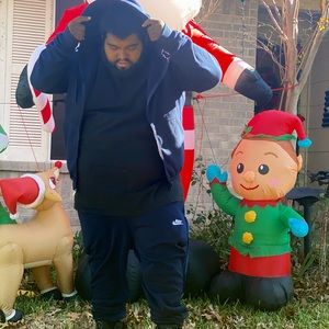 Meet your Posher, Damian